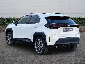 Used Toyota Yaris Cross 2023 for sale - 77613718: Photo