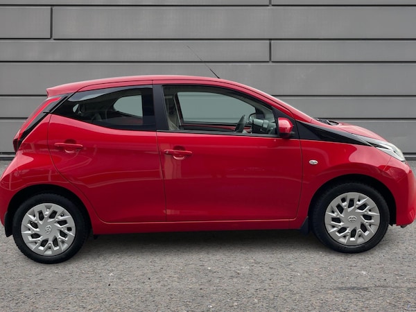 Used Toyota AYGO 2021 for sale - 76296985: Photo 16