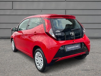 Used Toyota AYGO 2021 for sale - 76296985: Photo