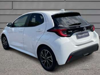 Used Toyota Yaris 2022 for sale - 74922277: Photo