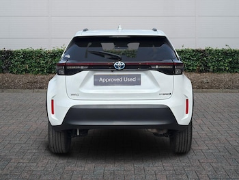 Used Toyota Yaris 2024 for sale - 79203389: Photo