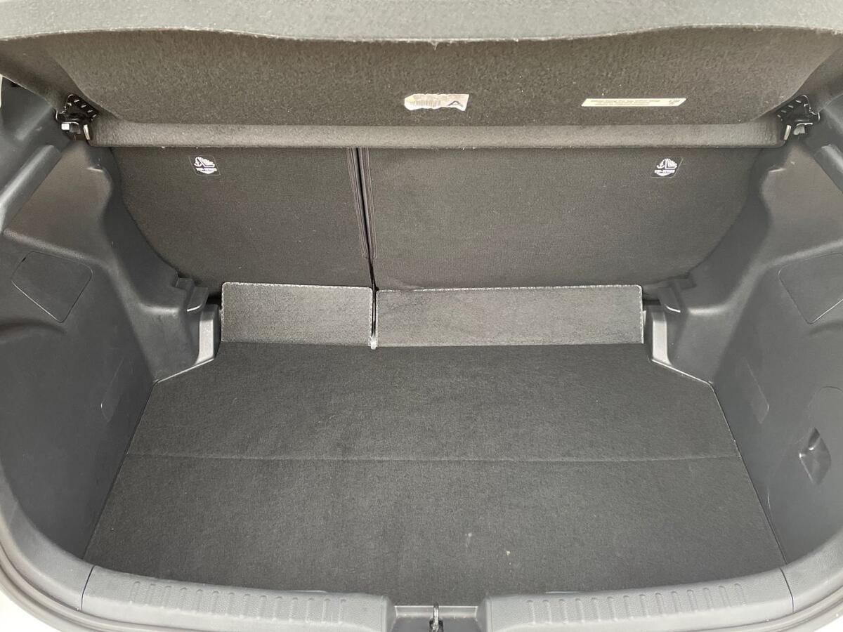 Used Toyota Yaris 2021 for sale - 77388446: Photo 10