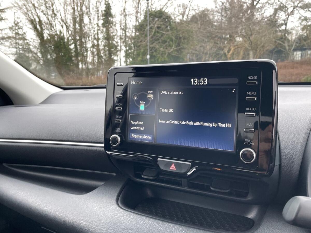 Used Toyota Yaris 2021 for sale - 77388446: Photo 11