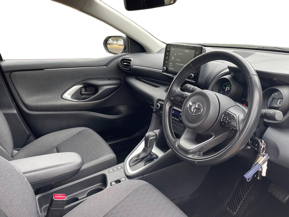 Used Toyota Yaris 2021 for sale - 77388446: Photo 12