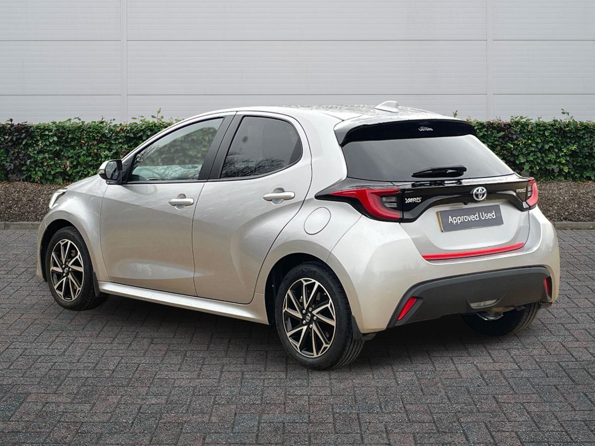 Used Toyota Yaris 2021 for sale - 77388446: Photo 2