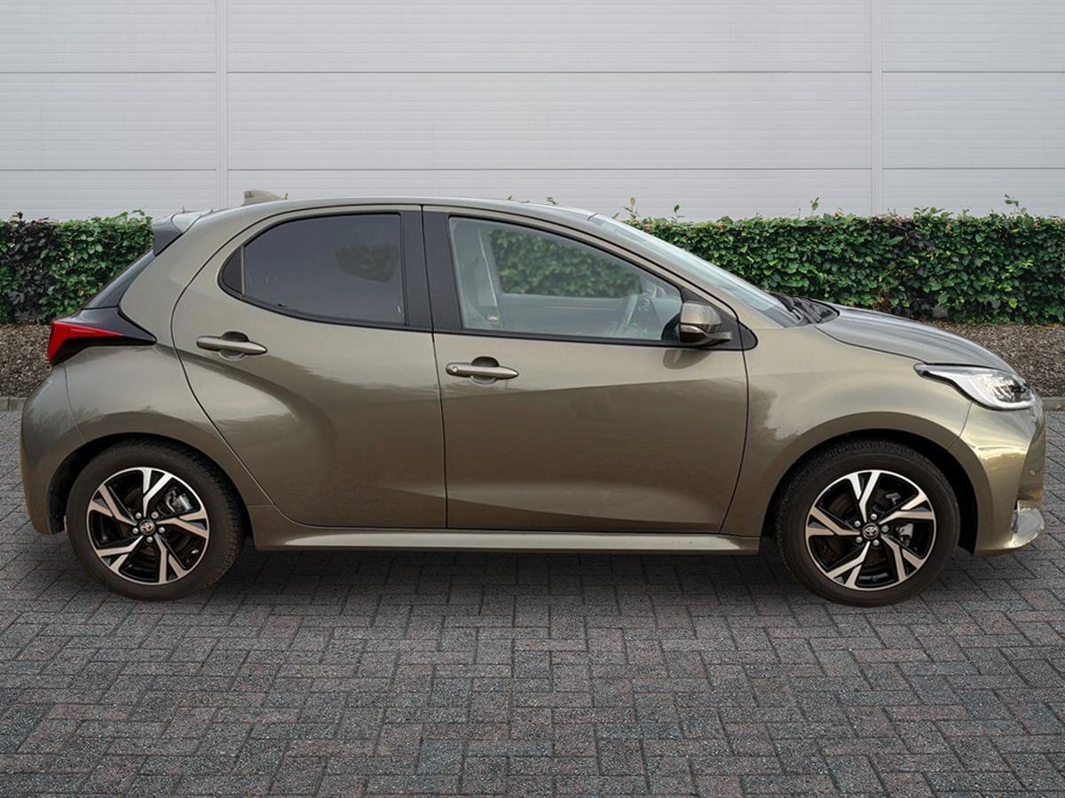 Used Toyota Yaris 2024 for sale - 77124565: Photo 5