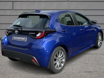 Used Toyota Yaris 2022 for sale - 75813945: Photo