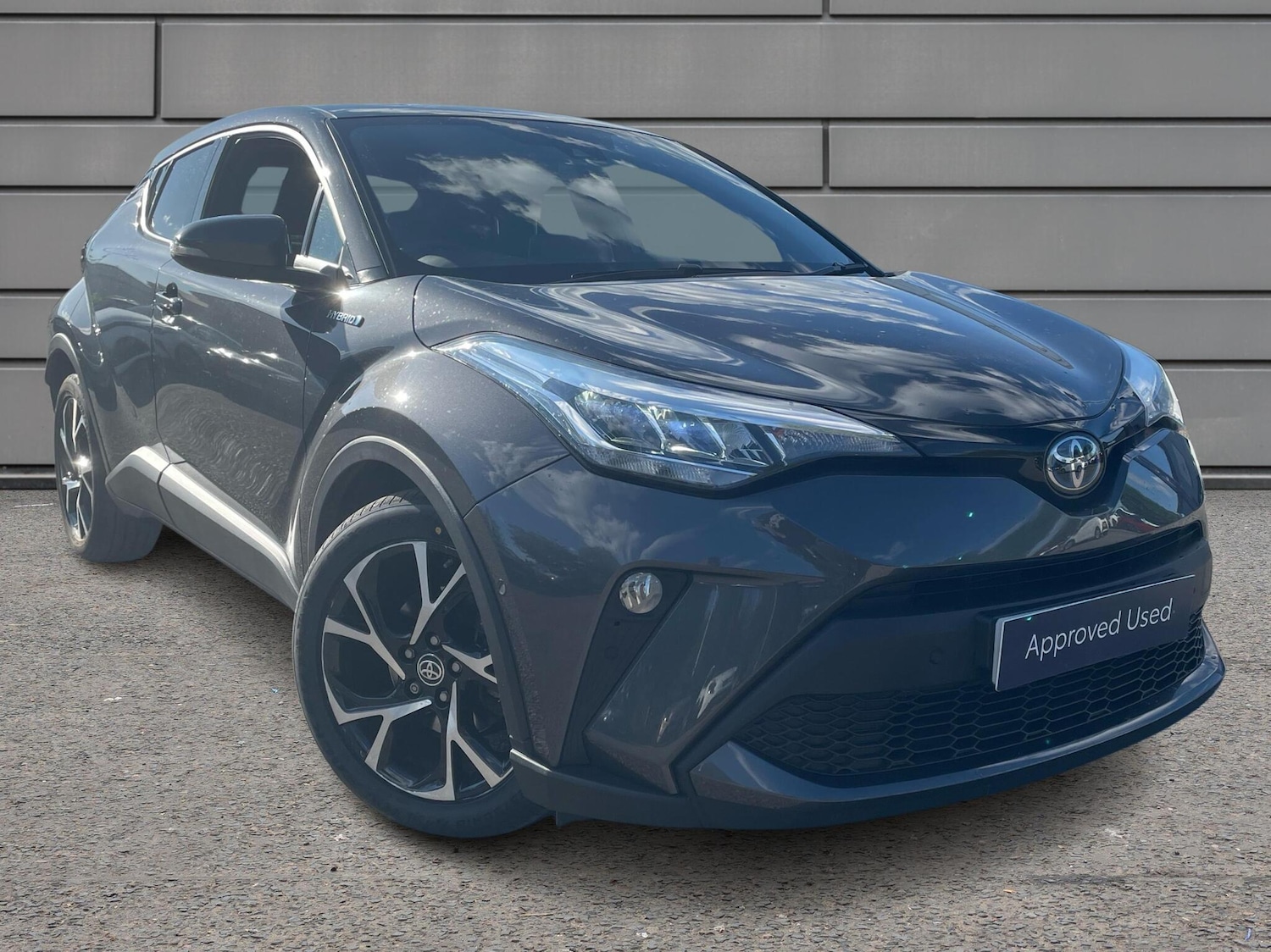 Used Toyota C-HR 2020 for sale - 76111559: Photo 1