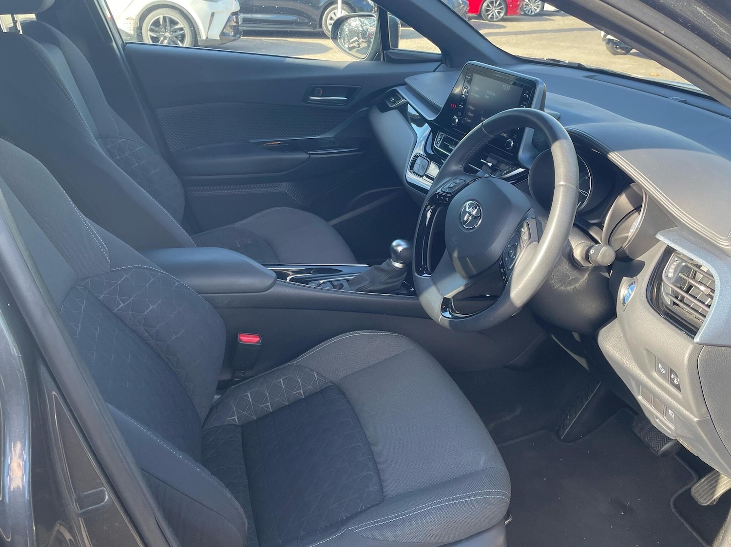 Used Toyota C-HR 2020 for sale - 76111559: Photo 11