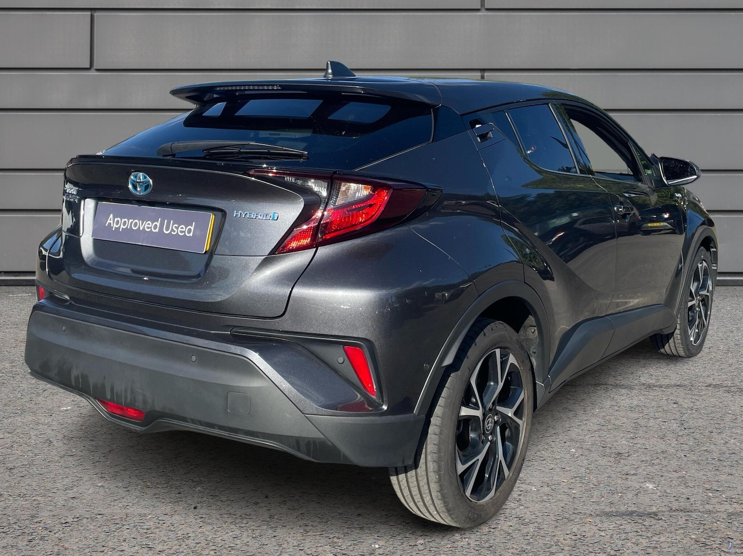 Used Toyota C-HR 2020 for sale - 76111559: Photo 2