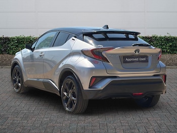Used Toyota C-HR 2018 for sale - 79472778: Photo