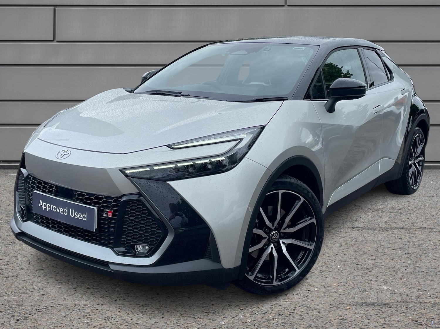 Used Toyota C-HR 2025 for sale - 76111652: Photo 3