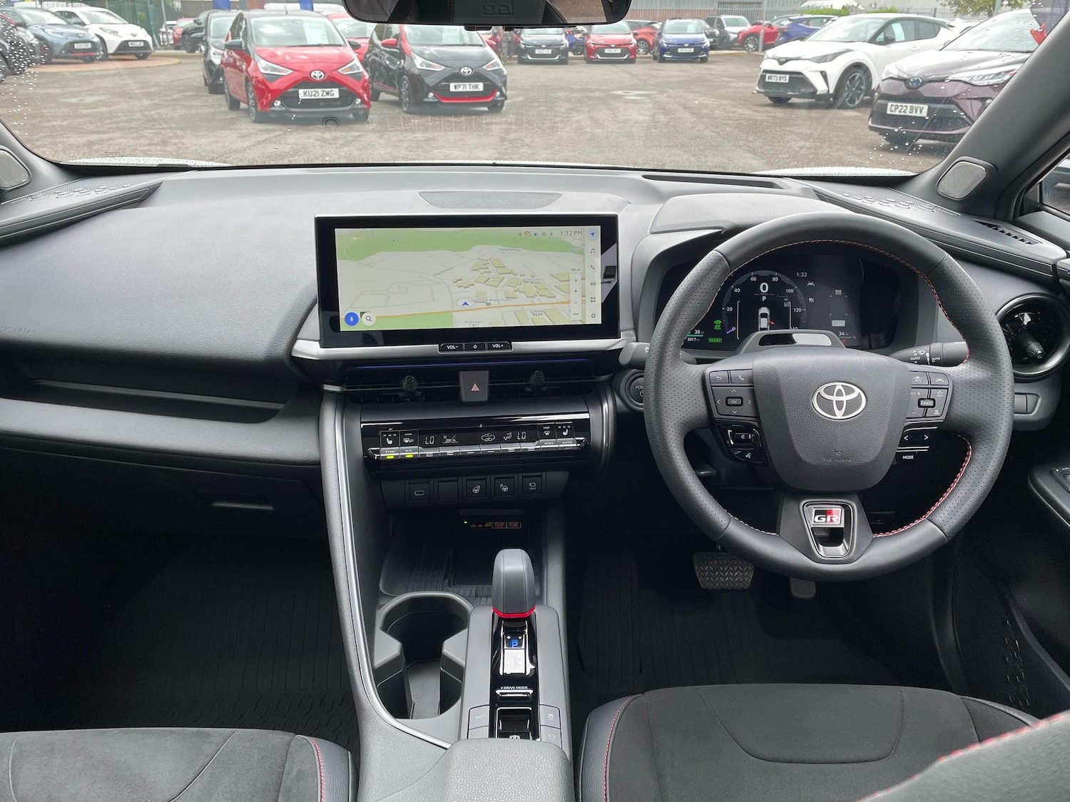 Used Toyota C-HR 2025 for sale - 76111652: Photo 5