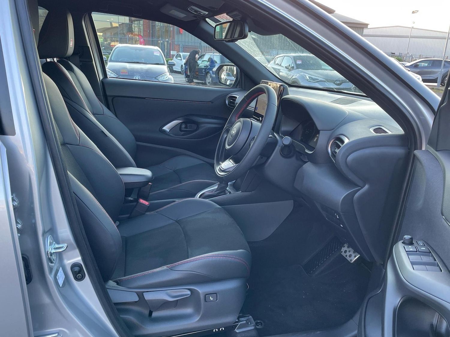 Used Toyota Yaris Cross 2025 for sale - 76110947: Photo 11
