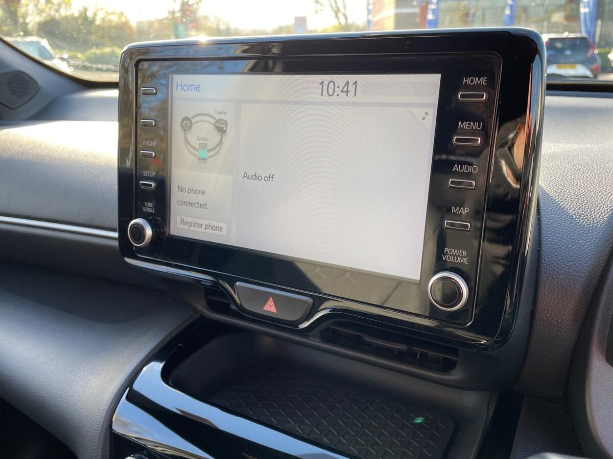 Used Toyota Yaris Cross 2023 for sale - 77177422: Photo 11