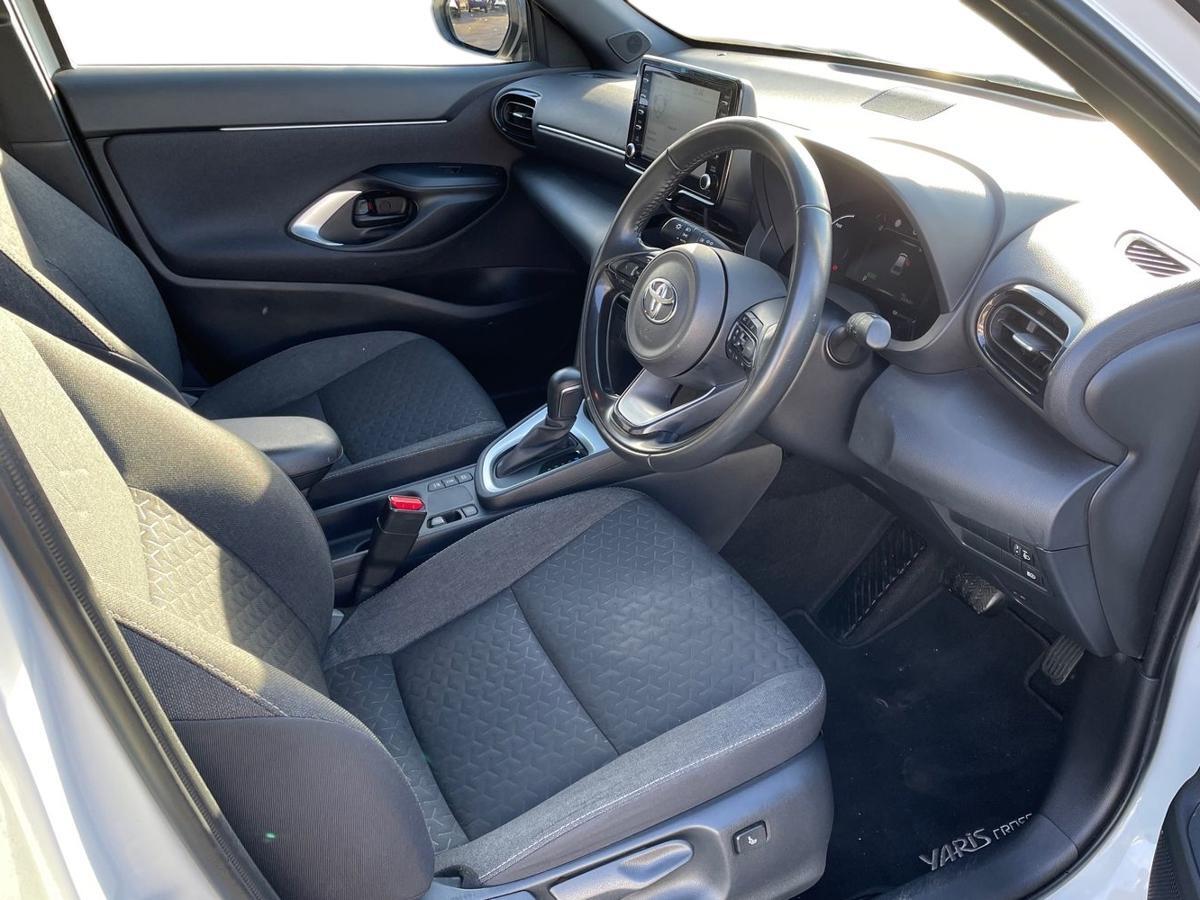 Used Toyota Yaris Cross 2023 for sale - 77177422: Photo 12