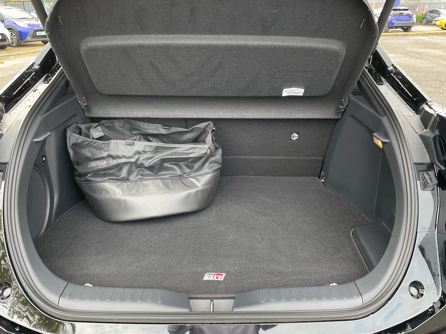 Used Toyota C-HR 2024 for sale - 76730646: Photo 14