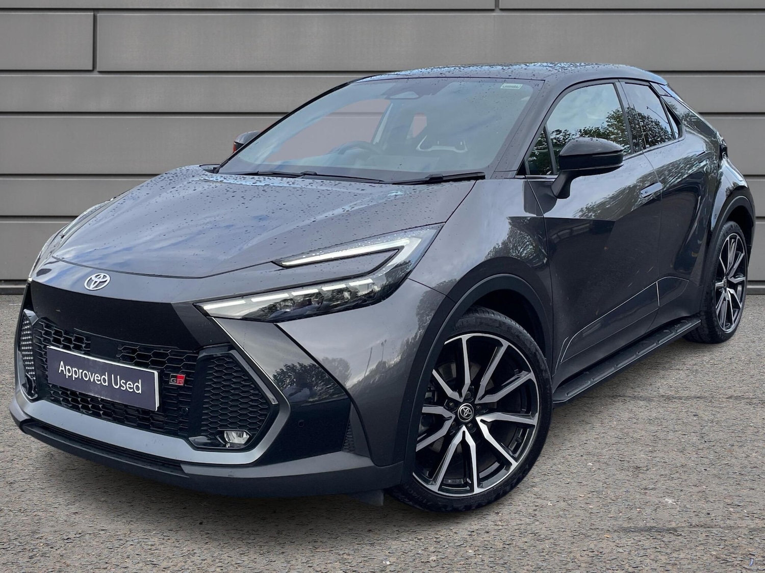 Used Toyota C-HR 2024 for sale - 76730646: Photo 3