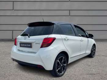 Used Toyota Yaris 2017 for sale - 74812019: Photo