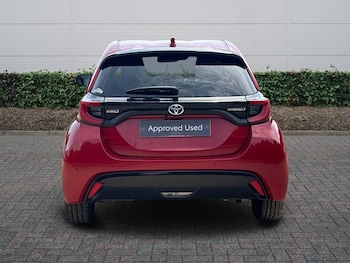 Used Toyota Yaris 2023 for sale - 79350272: Photo