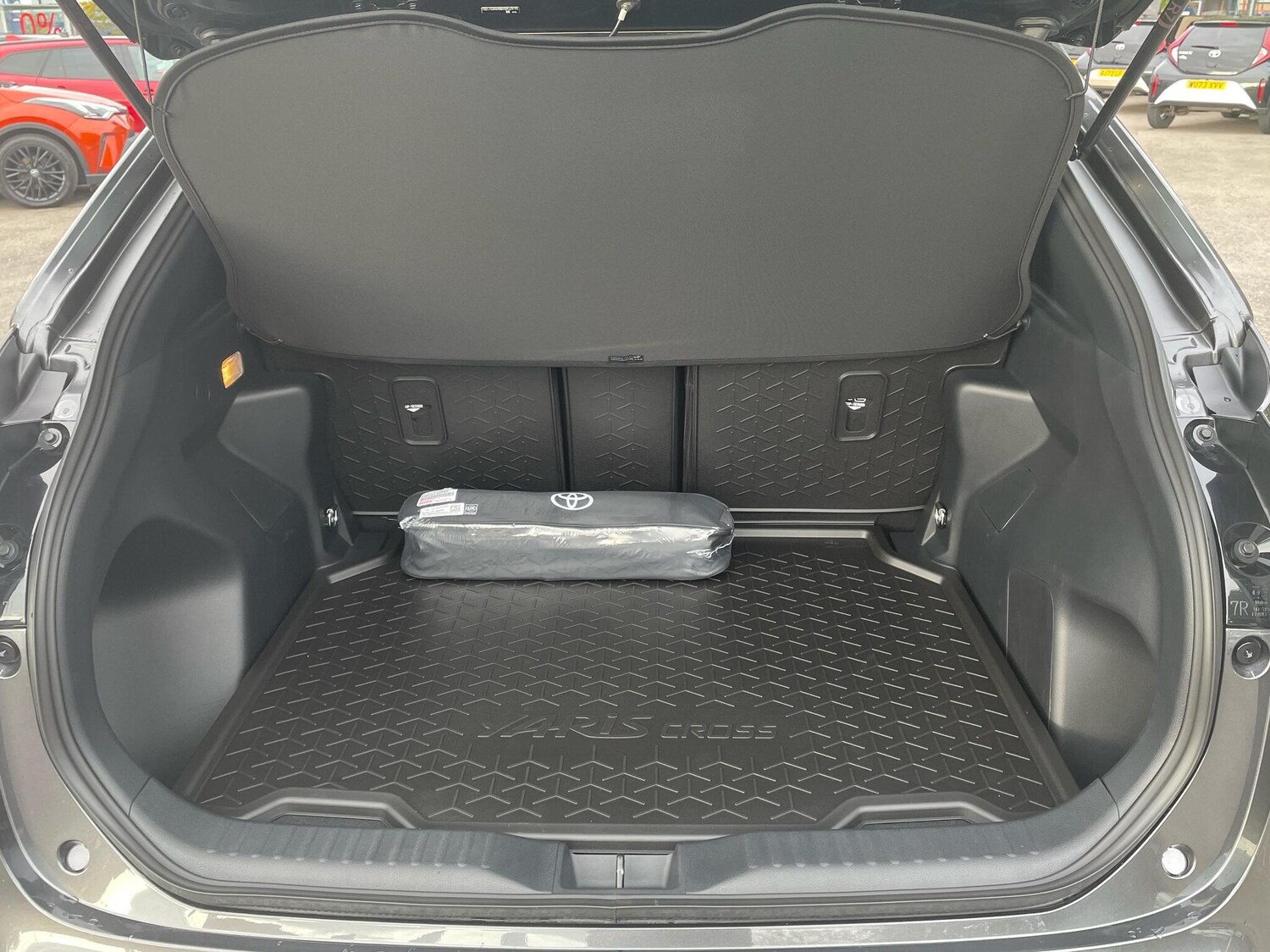 Used Toyota Yaris Cross 2025 for sale - 77359965: Photo 14