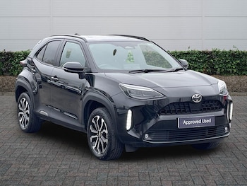 Used Toyota Yaris 2024 for sale - 77725098: Photo