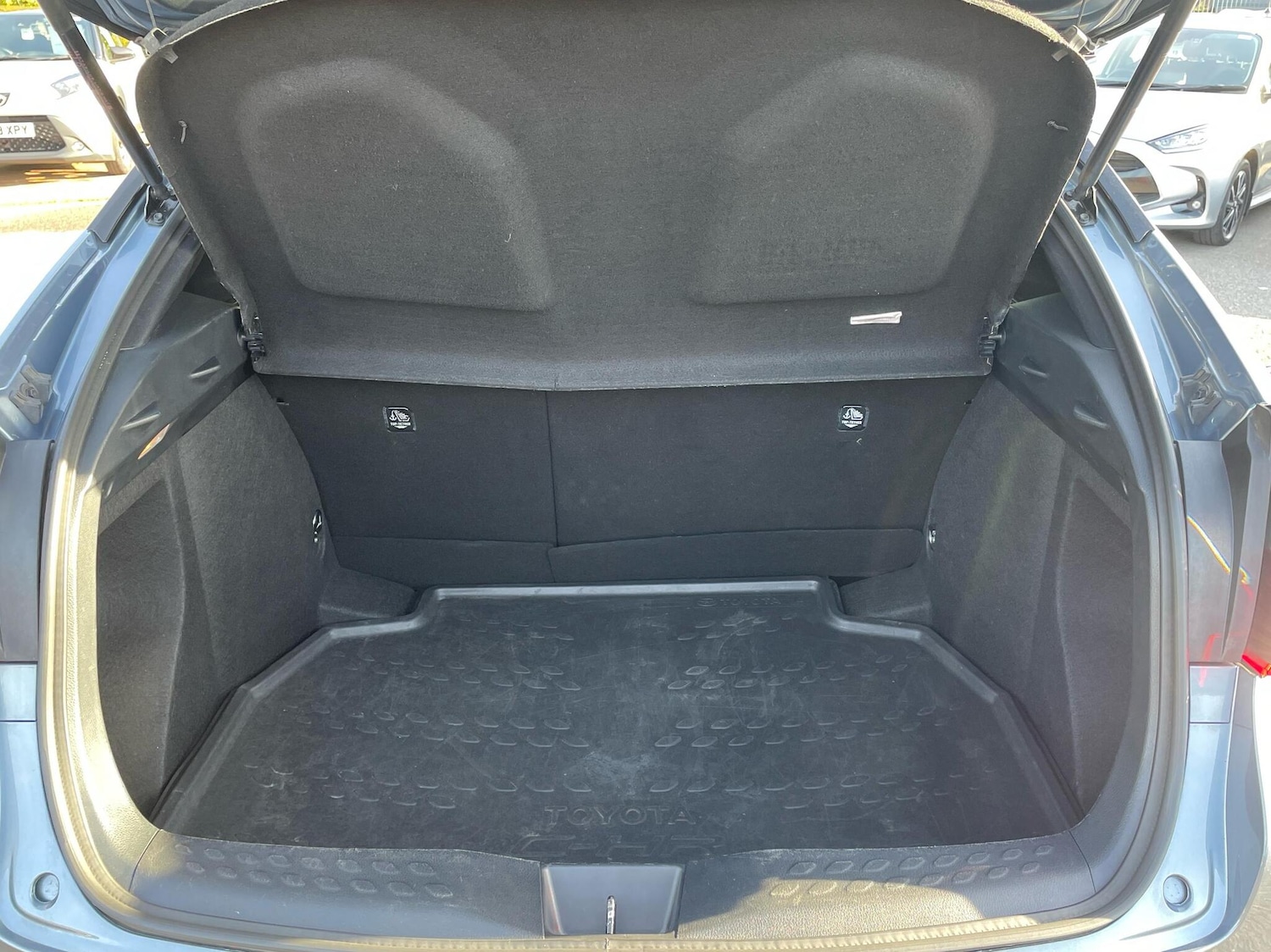 Used Toyota C-HR 2021 for sale - 76111727: Photo 14