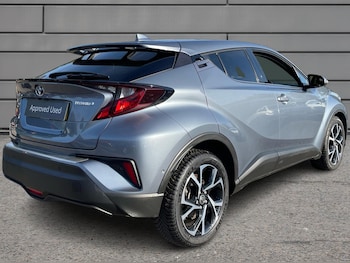 Used Toyota C-HR 2021 for sale - 76111727: Photo 2