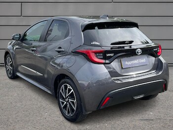 Used Toyota Yaris 2021 for sale - 75758313: Photo