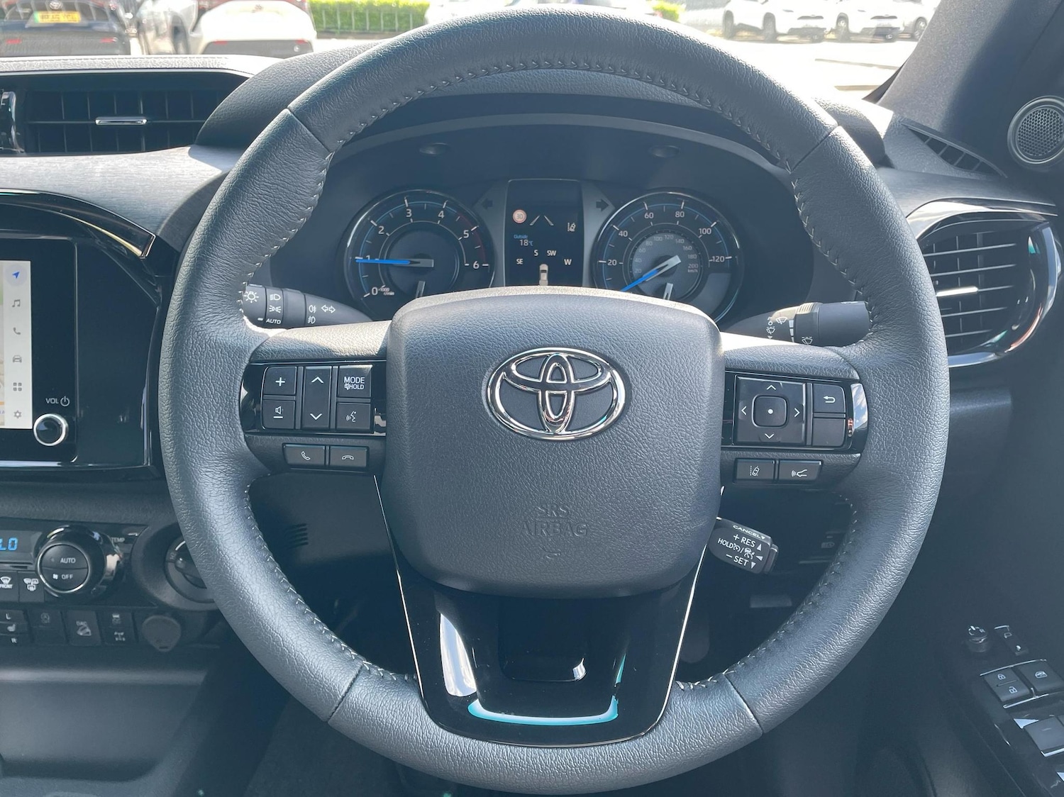 Used Toyota Hilux 2025 for sale - 77176587: Photo 8