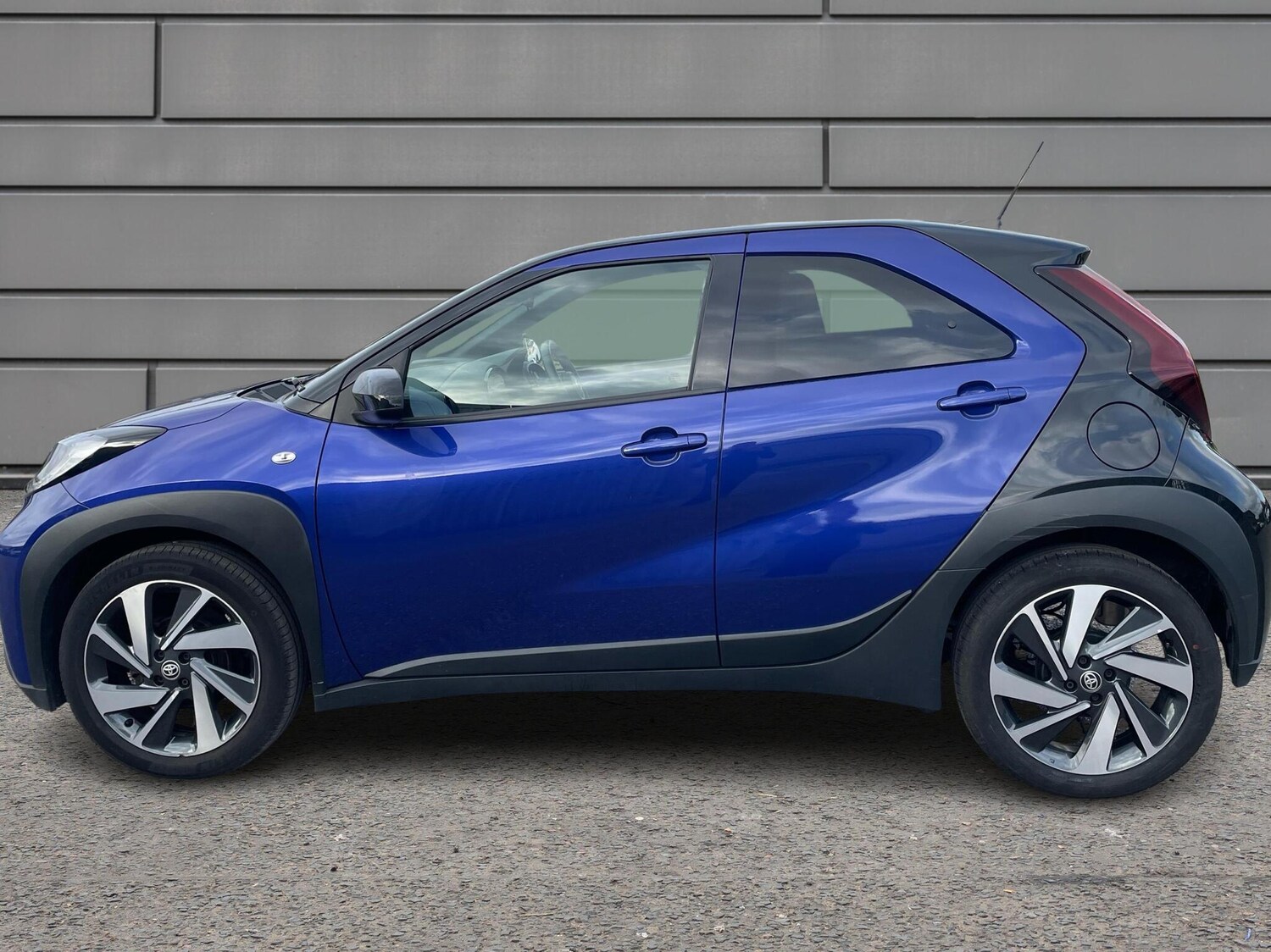 Used Toyota Aygo X 2023 for sale - 76730694: Photo 17