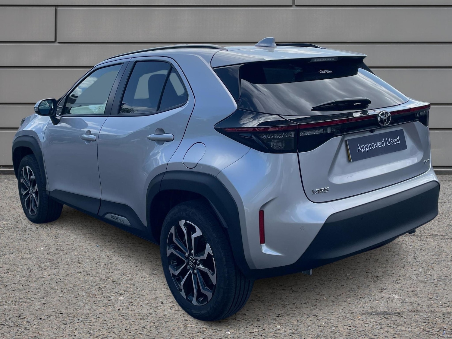 Used Toyota Yaris Cross 2025 for sale - 77013579: Photo 4