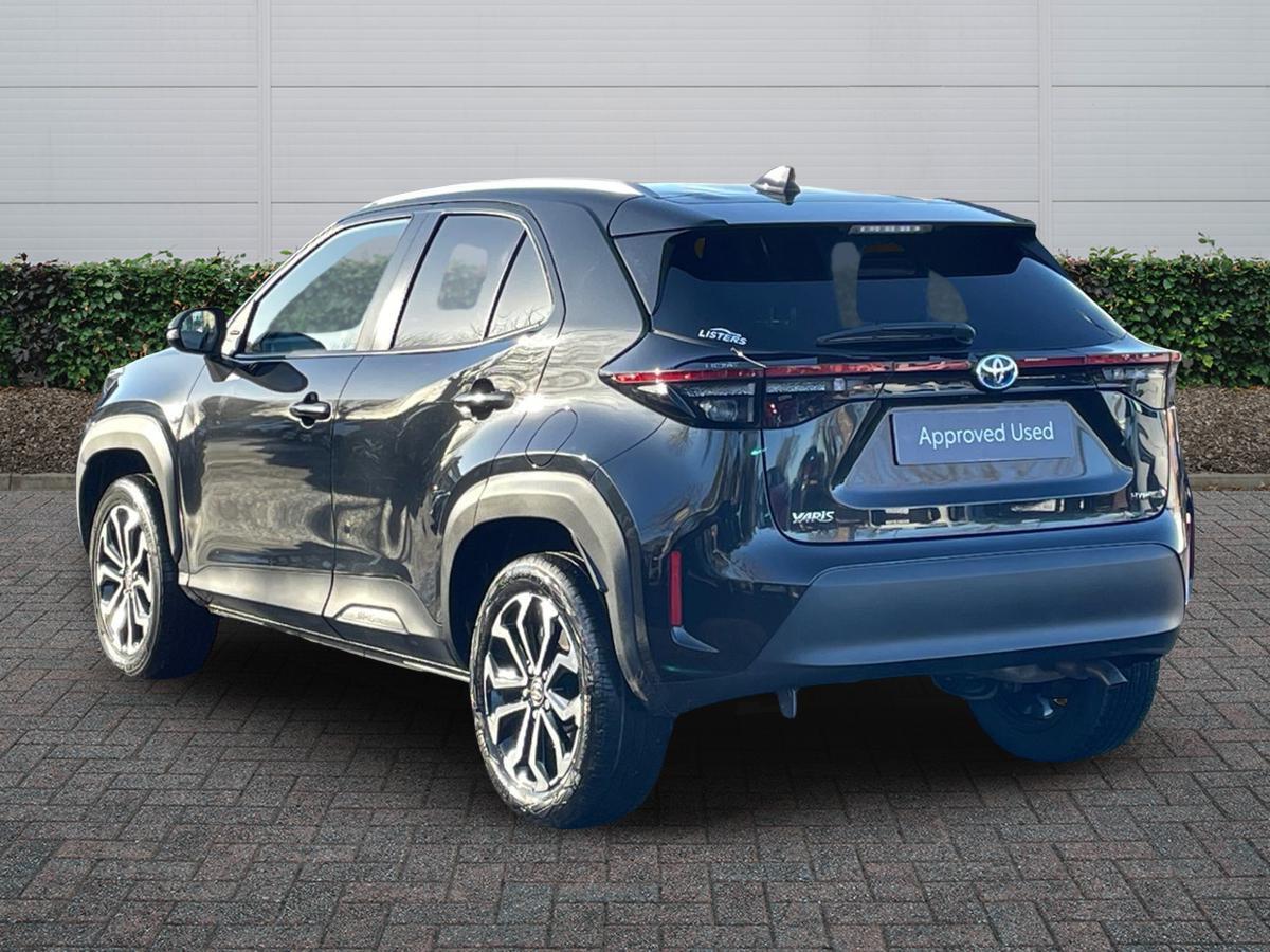 Used Toyota Yaris Cross 2022 for sale - 77177615: Photo 2