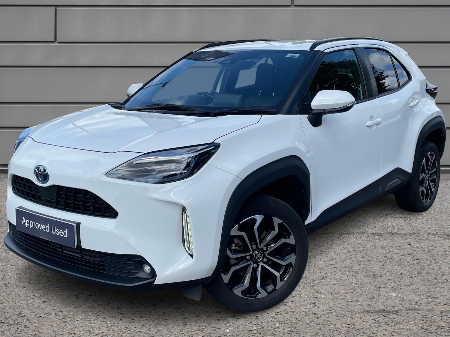 Used Toyota Yaris Cross 2023 for sale - 76110856: Photo 3
