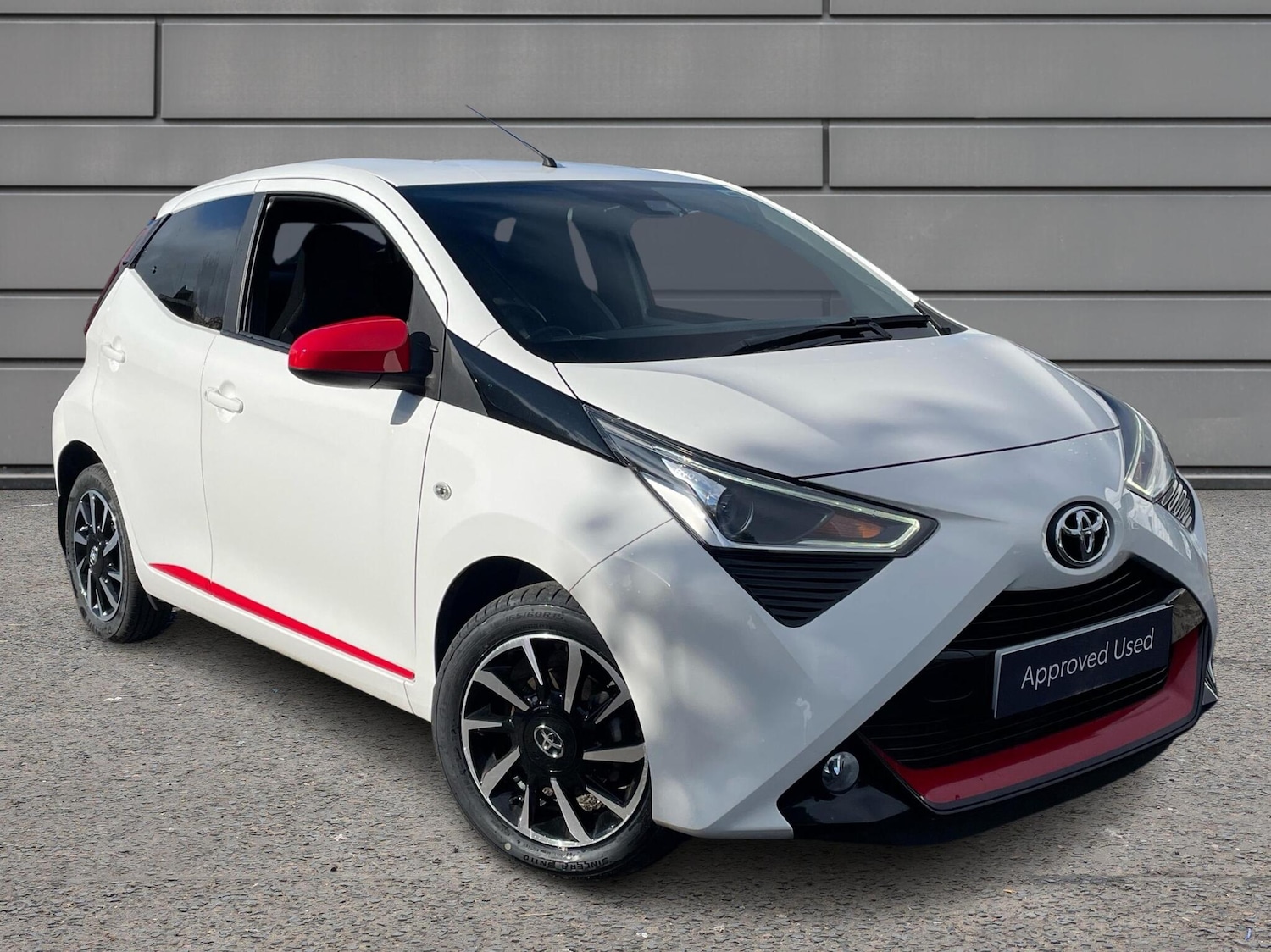 Used Toyota AYGO 2021 for sale - 76110777: Photo 1