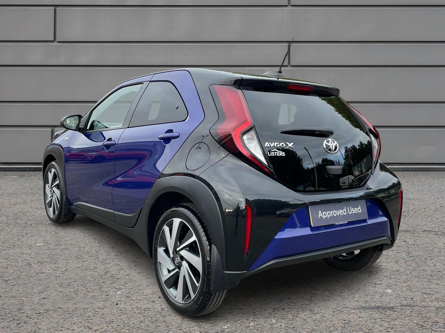 Used Toyota Aygo X 2023 for sale - 76730628: Photo 4