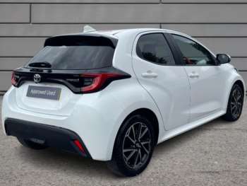 Used Toyota Yaris 2023 for sale - 74535713: Photo