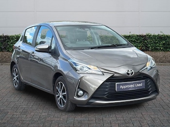 Used Toyota Yaris 2019 for sale - 78293244: Photo