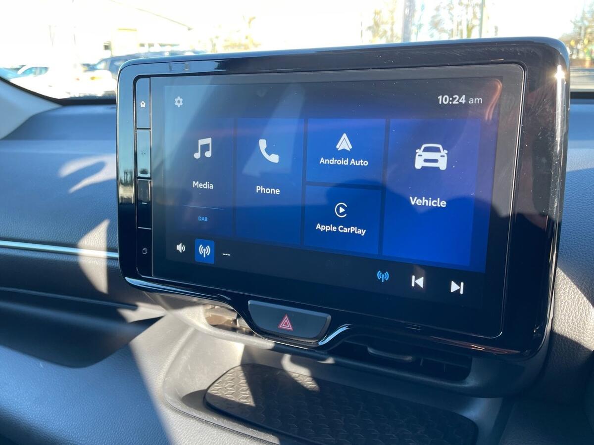 Used Toyota Yaris 2024 for sale - 76730787: Photo 11