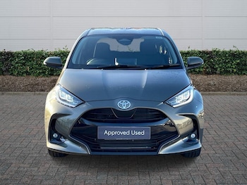 Used Toyota Yaris 2024 for sale - 76730787: Photo