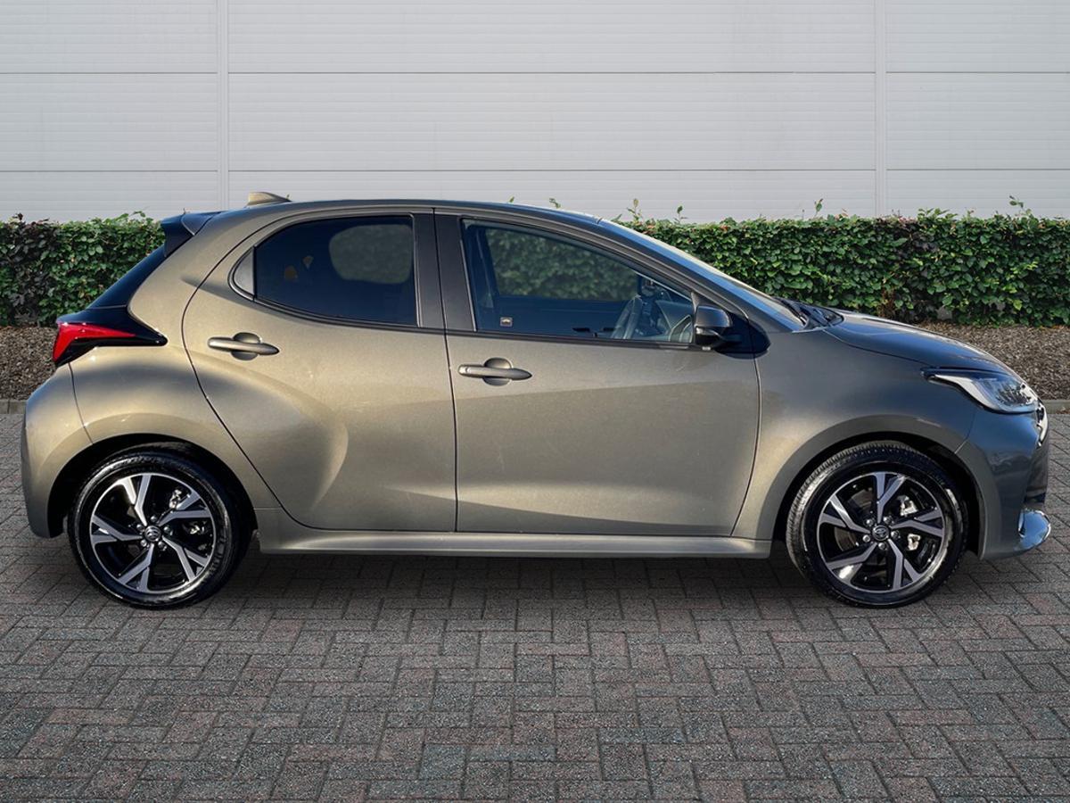 Used Toyota Yaris 2024 for sale - 76730787: Photo 5