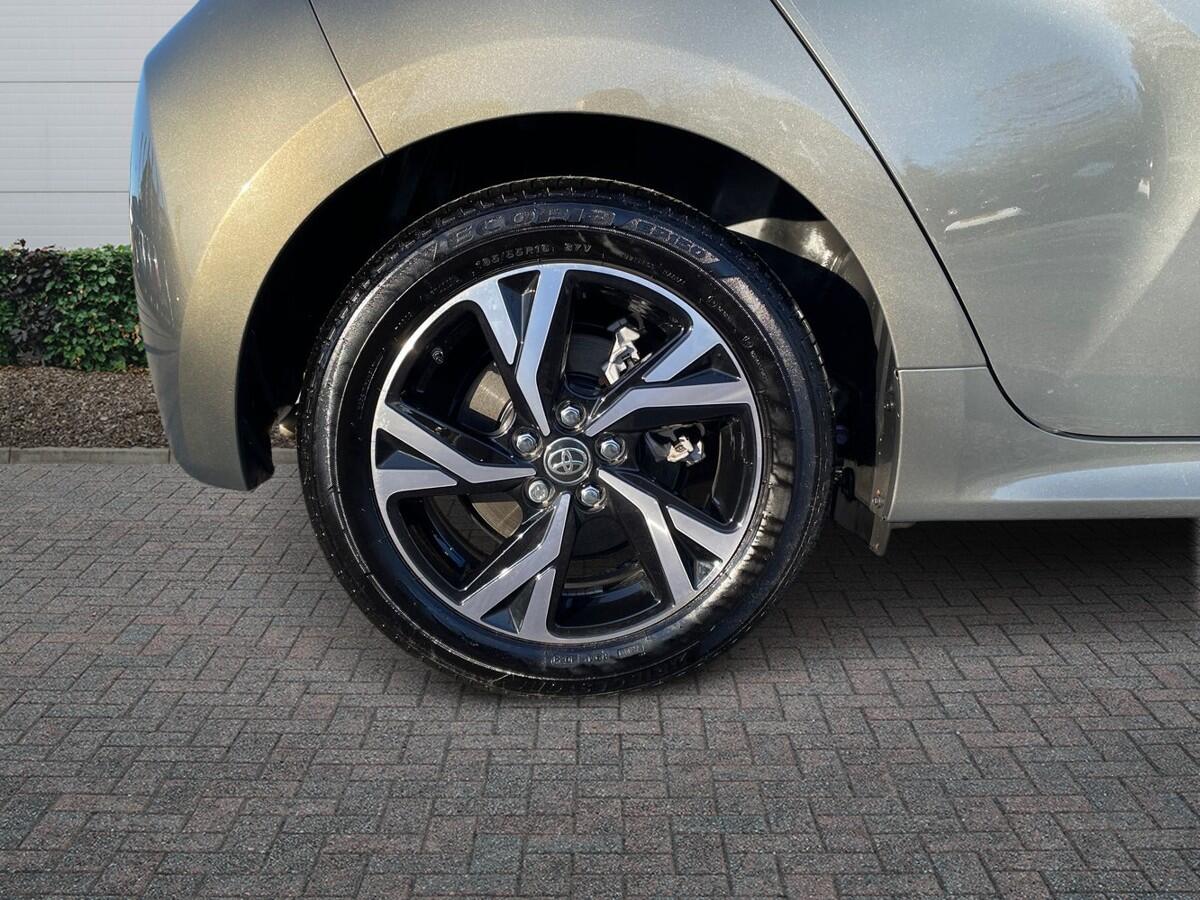 Used Toyota Yaris 2024 for sale - 76730787: Photo 6