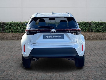 Used Toyota Yaris 2023 for sale - 76539564: Photo