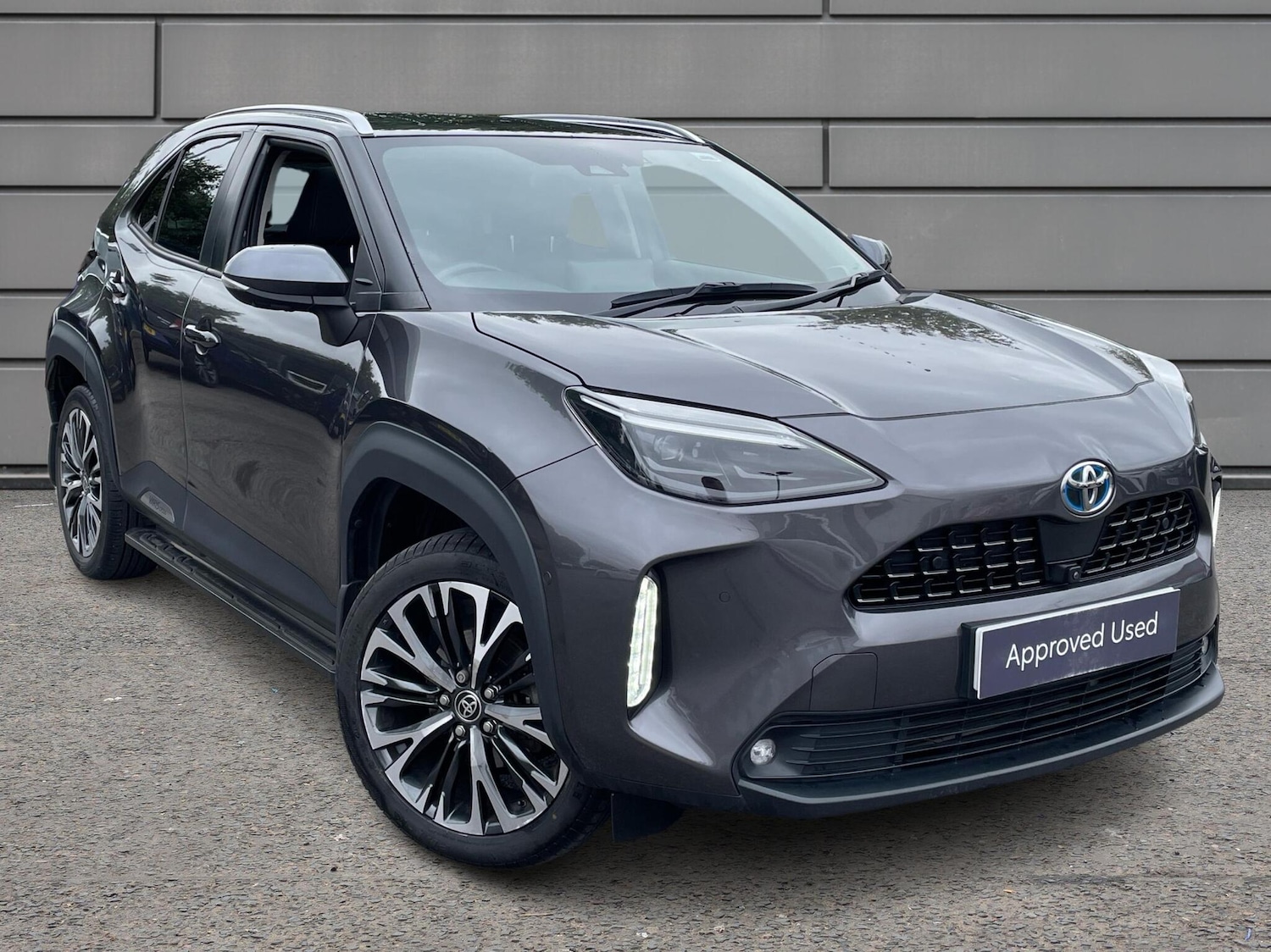 Used Toyota Yaris Cross 2022 for sale - 76110877: Photo 1