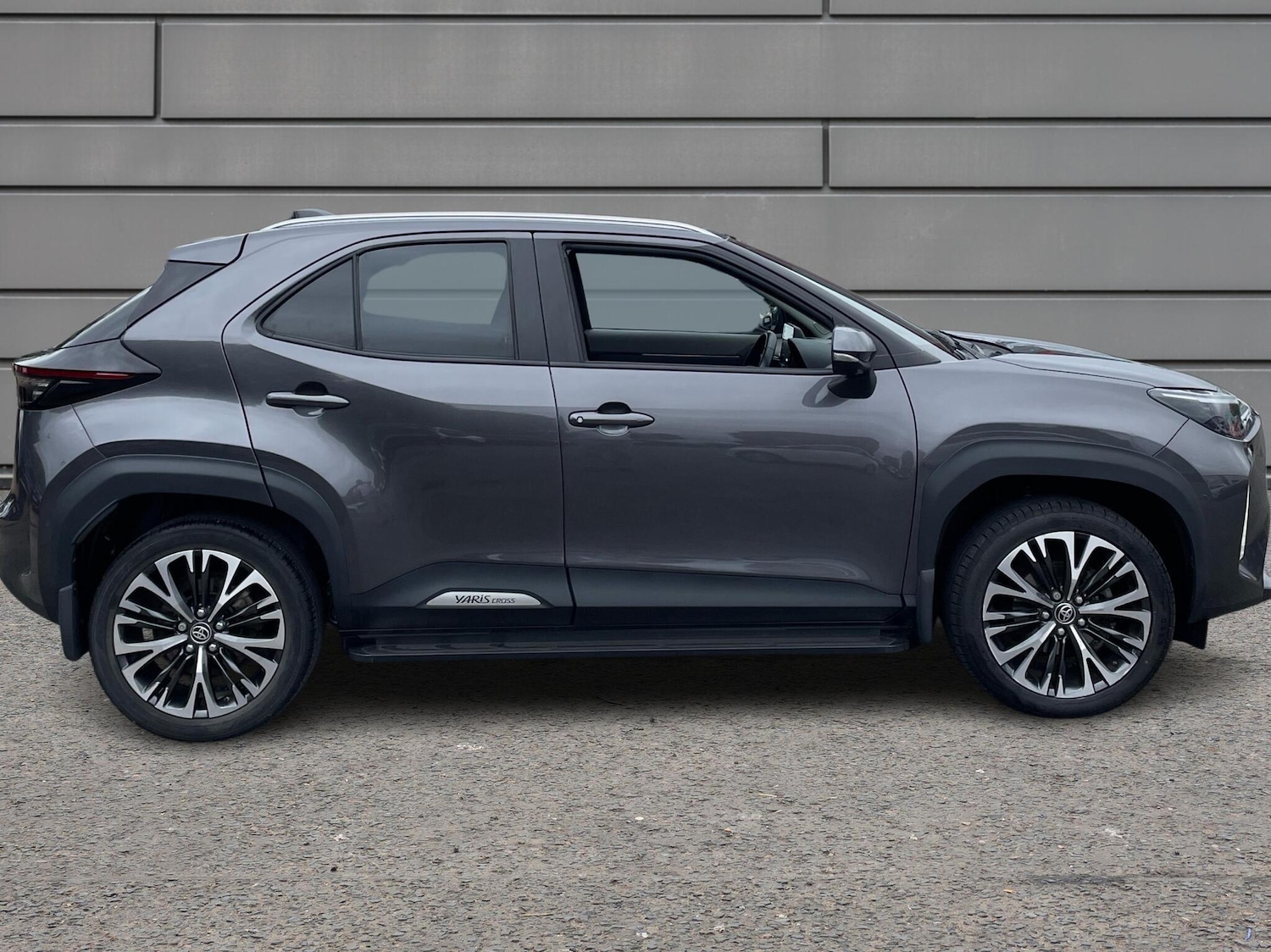 Used Toyota Yaris Cross 2022 for sale - 76110877: Photo 16