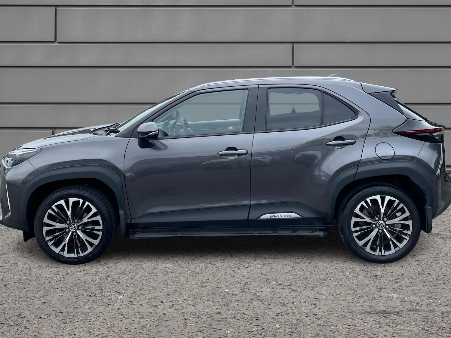 Used Toyota Yaris Cross 2022 for sale - 76110877: Photo 17