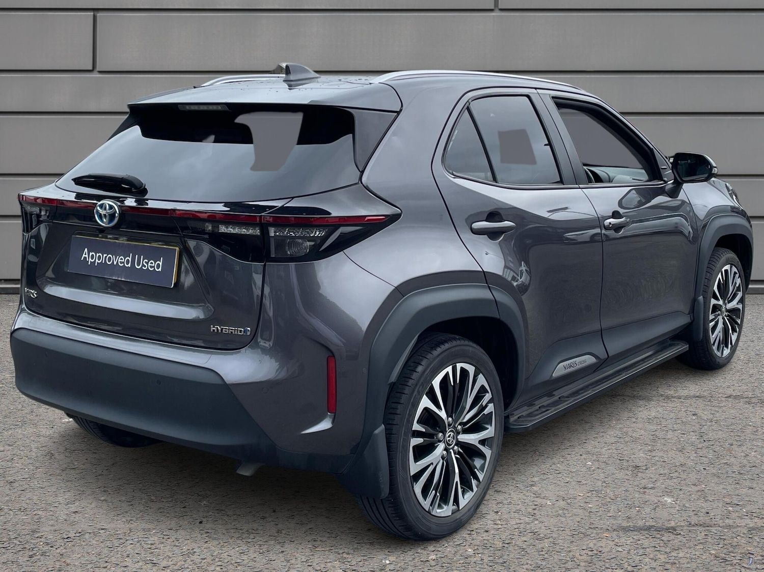 Used Toyota Yaris Cross 2022 for sale - 76110877: Photo 2