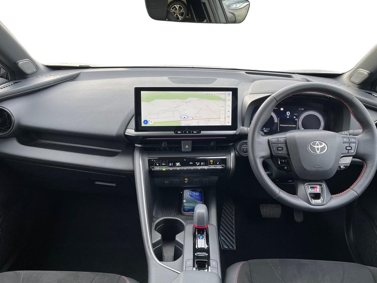 Used Toyota C-HR 2024 for sale - 77176981: Photo 8
