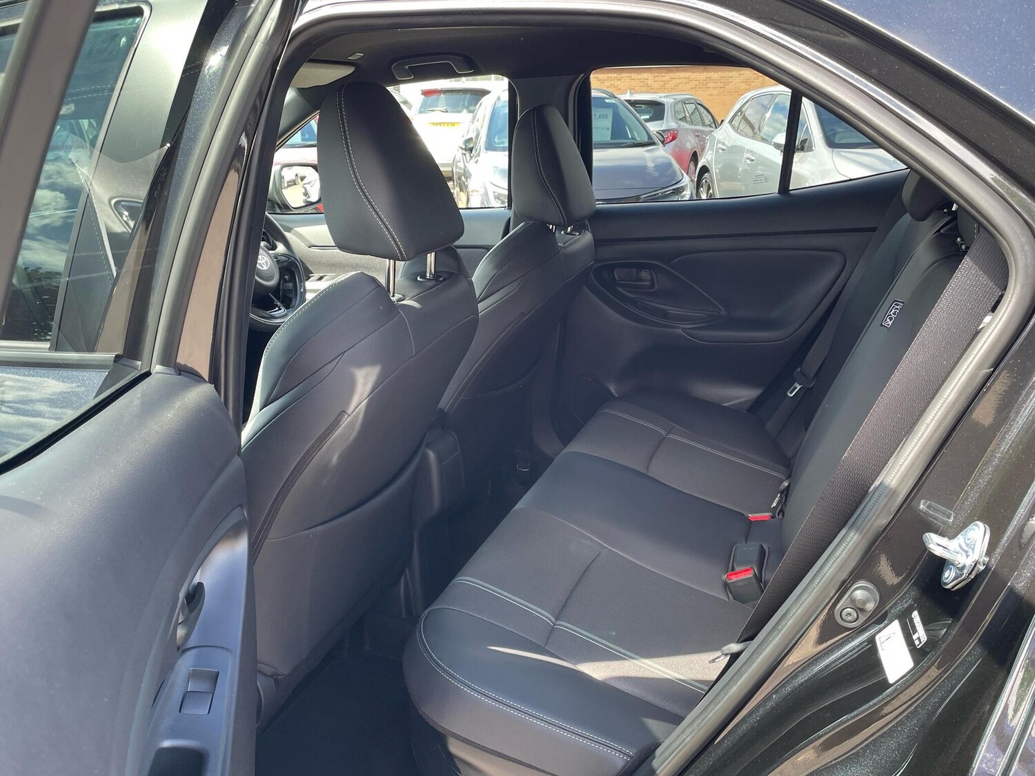 Used Toyota Yaris Cross 2025 for sale - 77177541: Photo 12