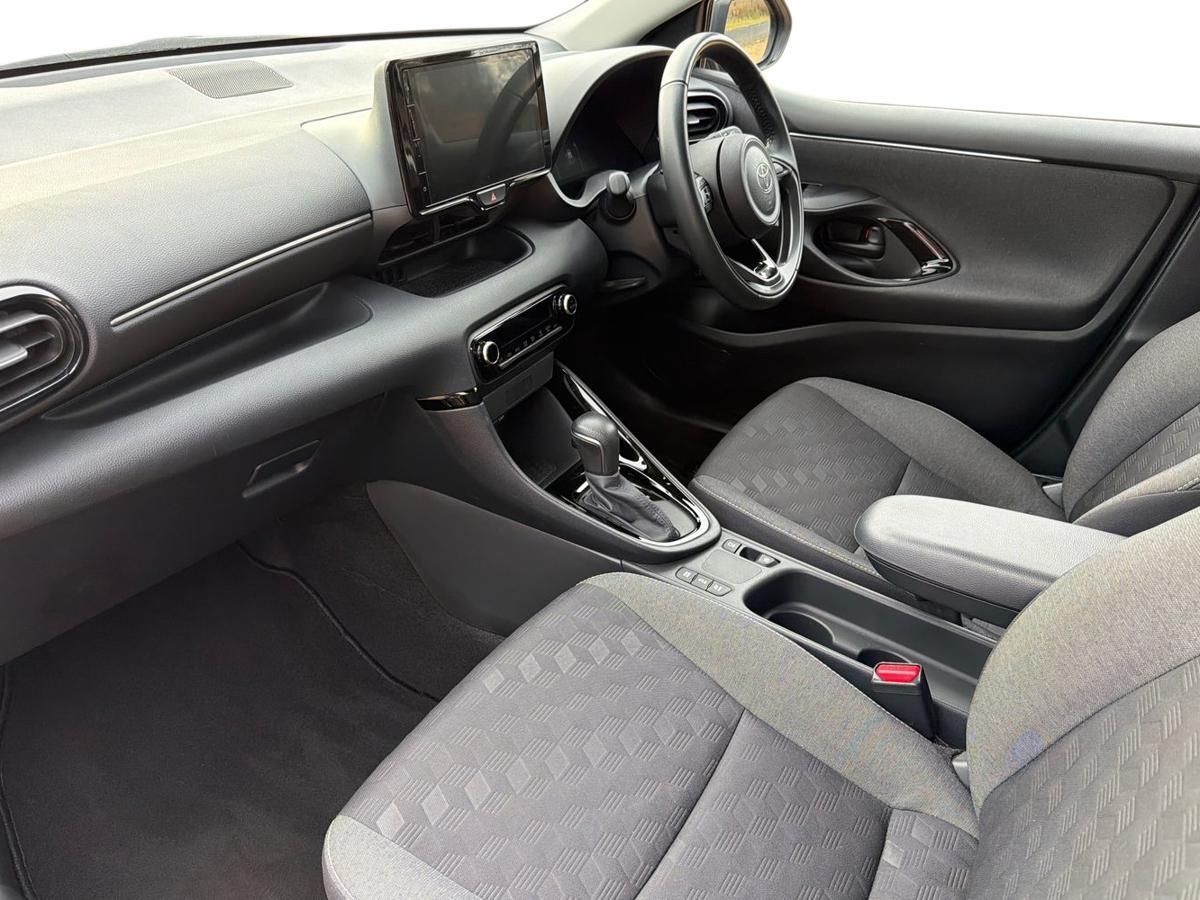 Used Toyota Yaris 2024 for sale - 77177362: Photo 7